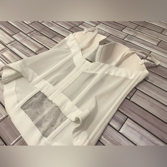 Modern Movement Bustier-Lace Detailing- 34B - Picture 10 of 10